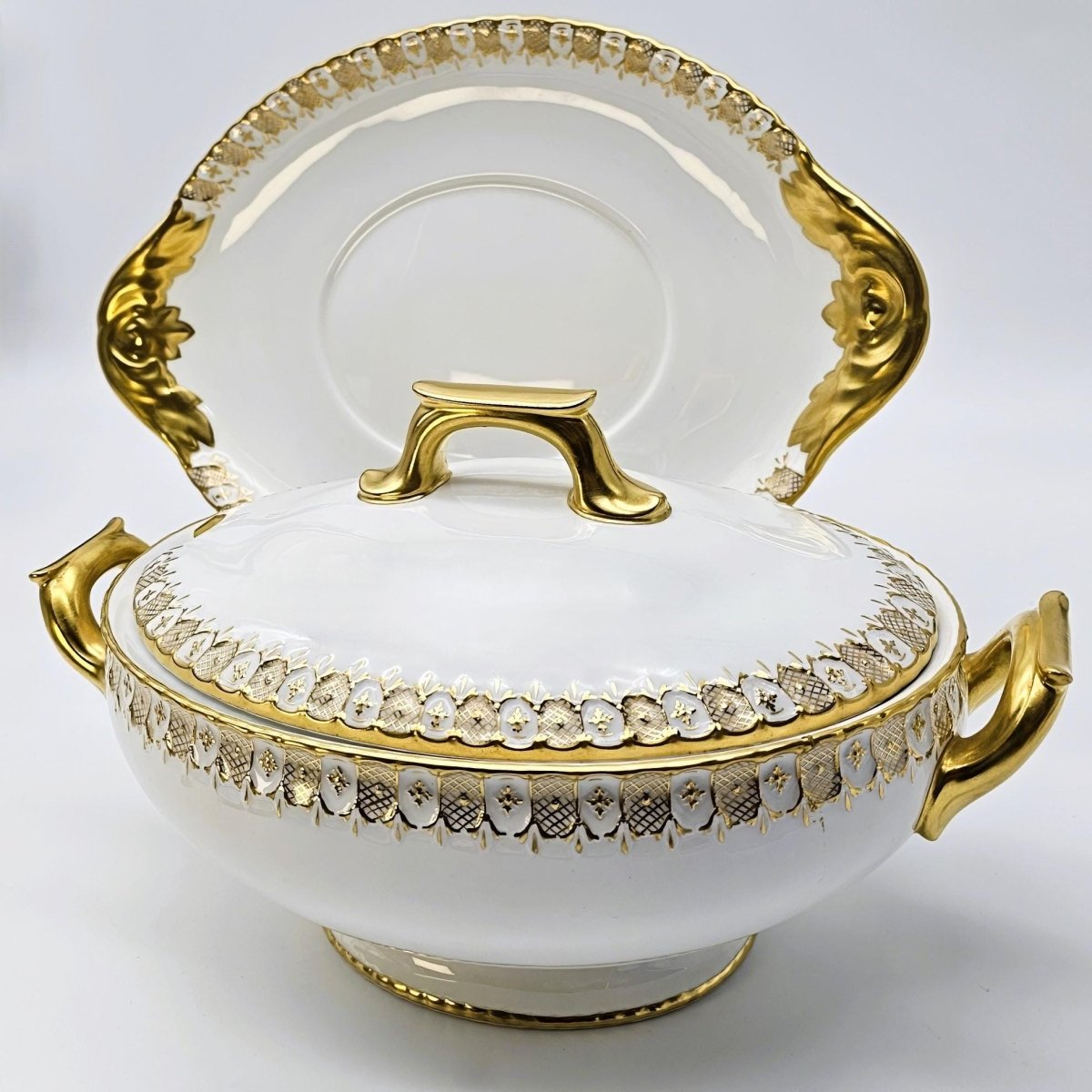 Royal Crown Derby “Heraldic Gold” Tureen