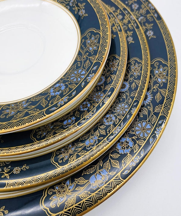 Royal Doulton Royal Doulton Carlyle 20 - Piece China Set, Set for 4, Blue Flowers, Gold Leaves, Teal Band, Christmas Dinnerware - China Set ClassyTea