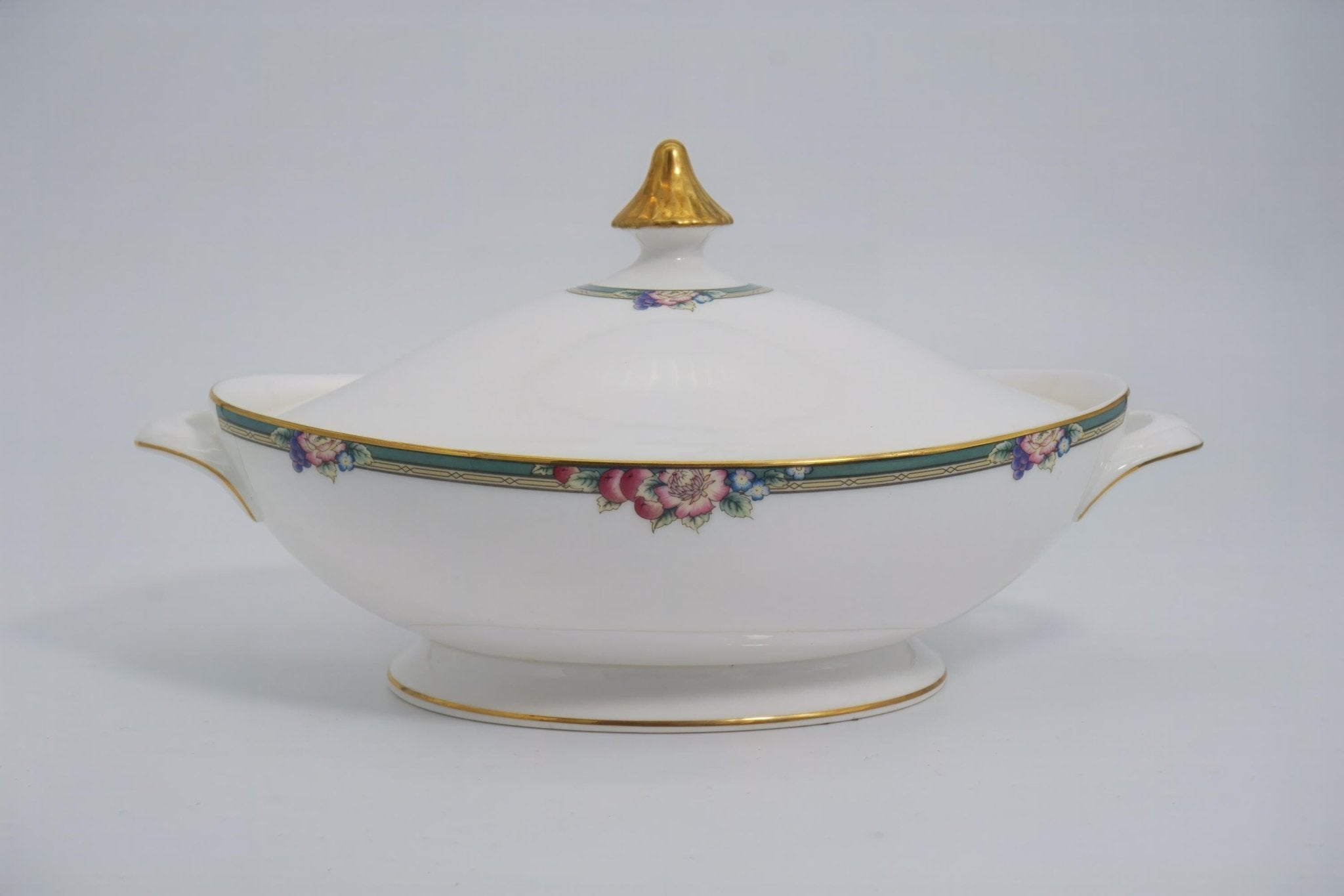Royal Doulton Royal Doulton Orchard Hill H5233 Covered Vegetable Bowl – English Fine China with Multifloral and Fruit Design– Vintage Bone China Dinning - Vegetable Bowl ClassyTea