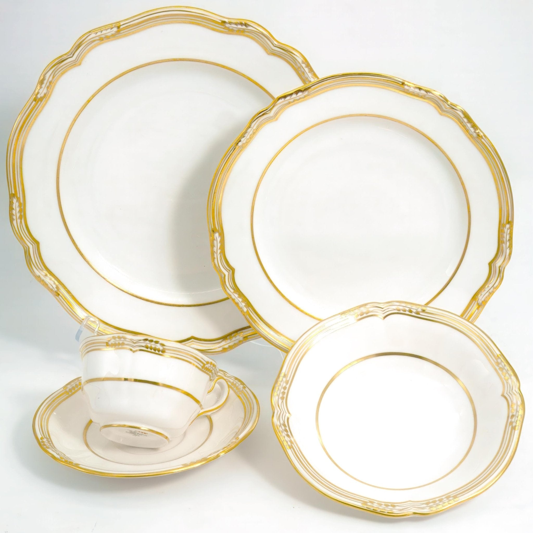 Spode Spode Sheffield China Set for 8 White Bone China Scalloped Display Antique China Cabinet Wedding Gift Copeland Antique Set with Soup Bowls - China Set ClassyTea