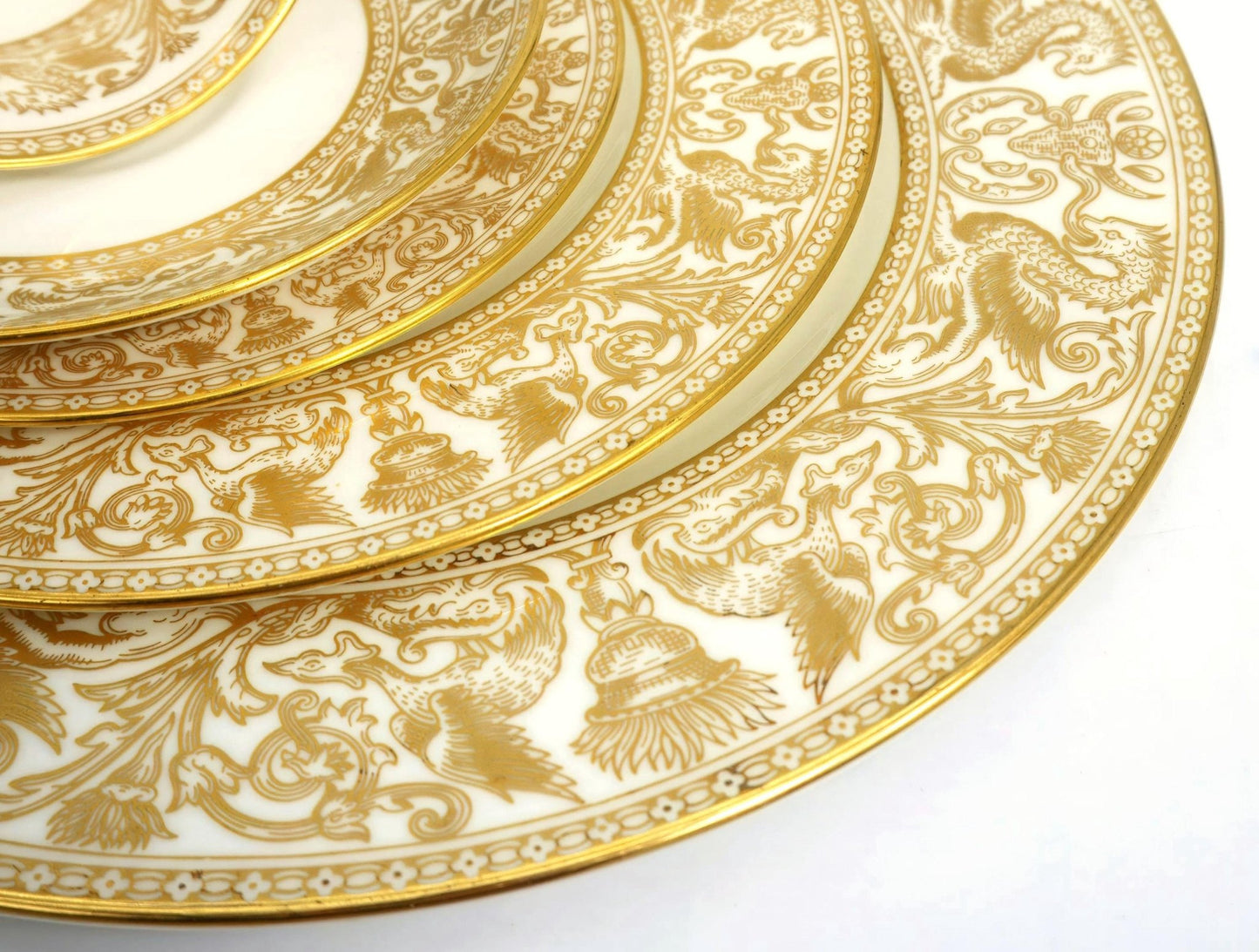 Wedgwood Wedgwood Florentine Gold Fine Bone China Set For 8 Dinnerware 22kt Gold Dragons On White Heirloom Anniversary Quiet Luxury Bone Vintage - China Set ClassyTea