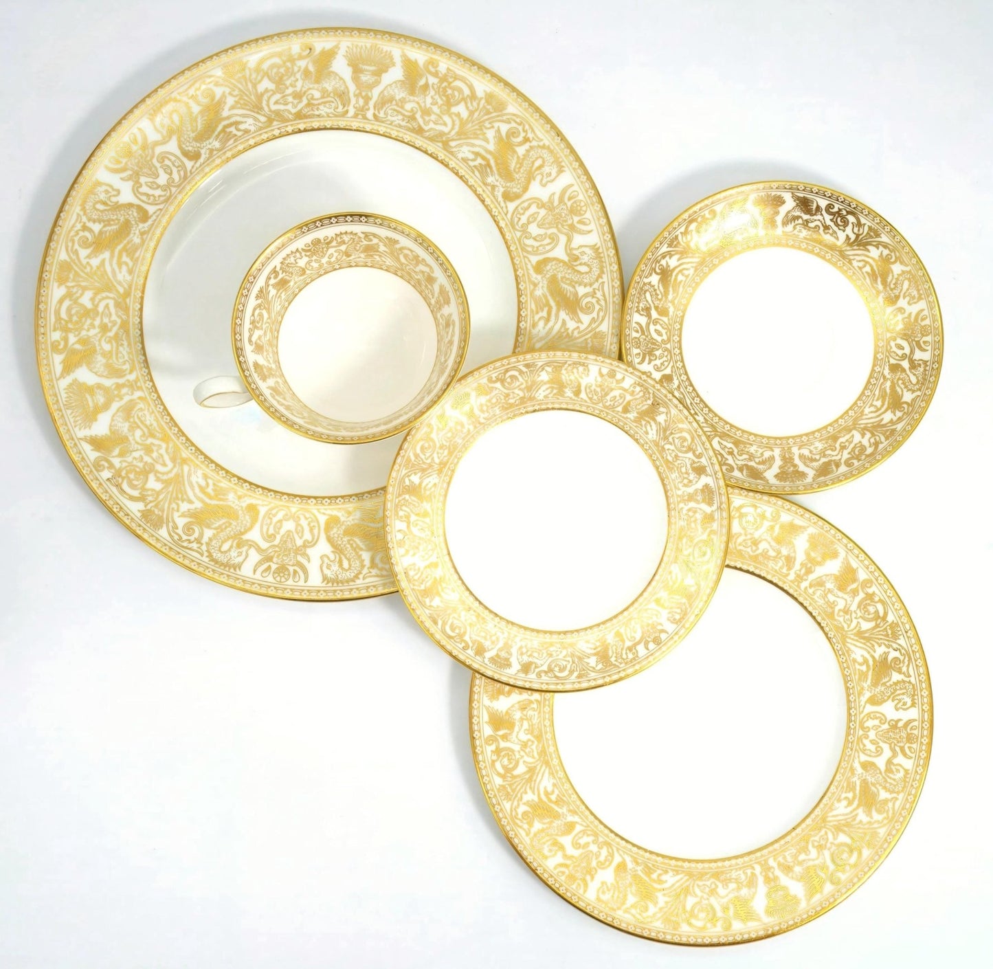 Wedgwood Wedgwood Florentine Gold Fine Bone China Set For 8 Dinnerware 22kt Gold Dragons On White Heirloom Anniversary Quiet Luxury Bone Vintage - China Set ClassyTea