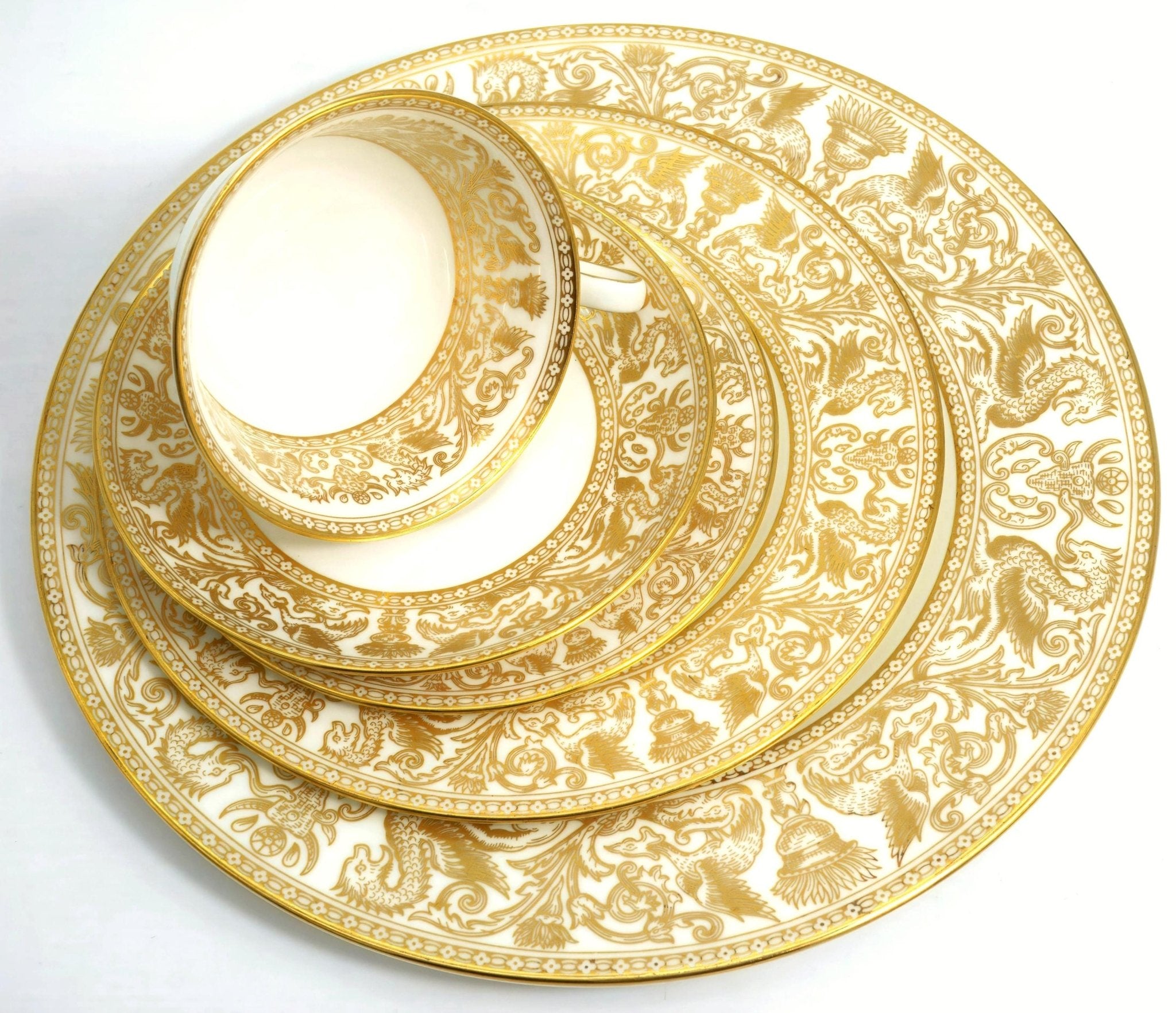Wedgwood Wedgwood Florentine Gold Fine Bone China Set For 8 Dinnerware 22kt Gold Dragons On White Heirloom Anniversary Quiet Luxury Bone Vintage - China Set ClassyTea