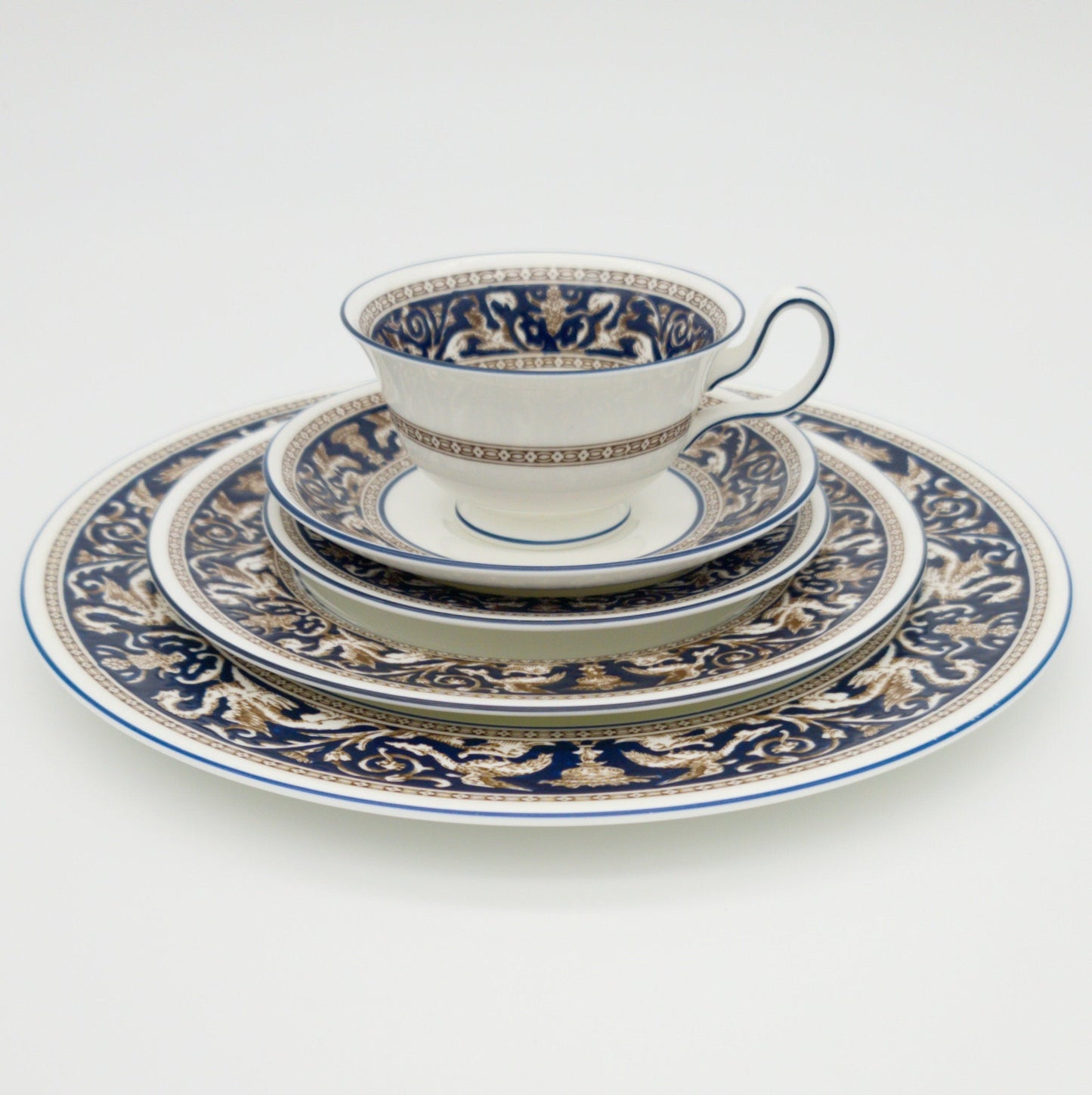Wedgwood Wedgwood Florentine Set for 8 Brown Dragons On Blue | Dark Blue Trim and White | Stunning 40 Piece Set, Estate Dinnerware, High - end China - China Set ClassyTea