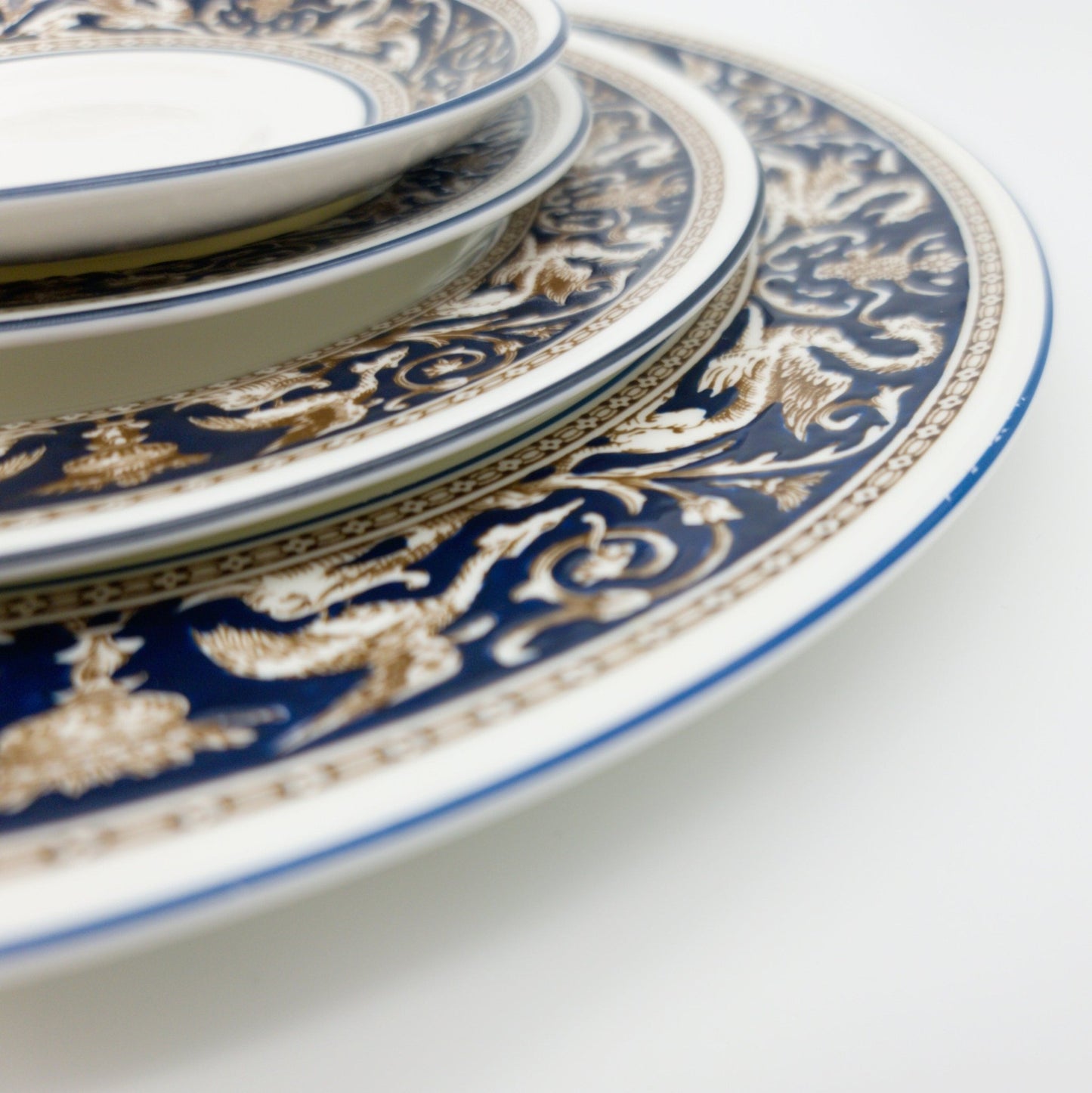 Wedgwood Wedgwood Florentine Set for 8 Brown Dragons On Blue | Dark Blue Trim and White | Stunning 40 Piece Set, Estate Dinnerware, High - end China - China Set ClassyTea