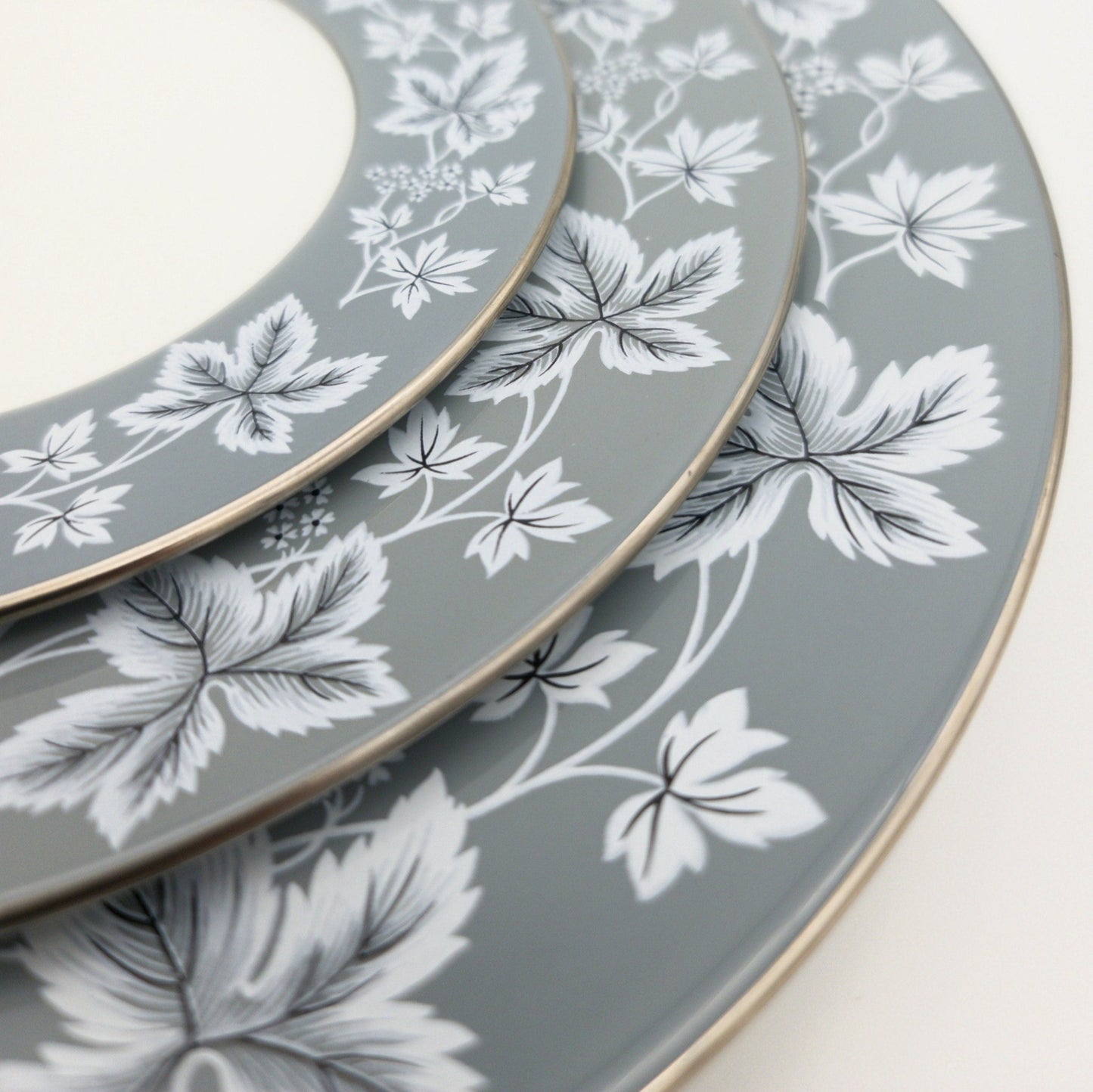 Wedgwood Wedgwood Moselle Gray China Set for 4 | White Leaves, Platinum Trim with Gray Rim Dinnerware Set | Stunning Estate Dinnerware Sage Green - China Set ClassyTea