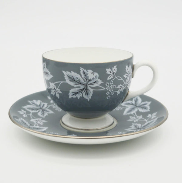 Wedgwood Wedgwood Moselle Gray China Set for 4 | White Leaves, Platinum Trim with Gray Rim Dinnerware Set | Stunning Estate Dinnerware Sage Green - China Set ClassyTea