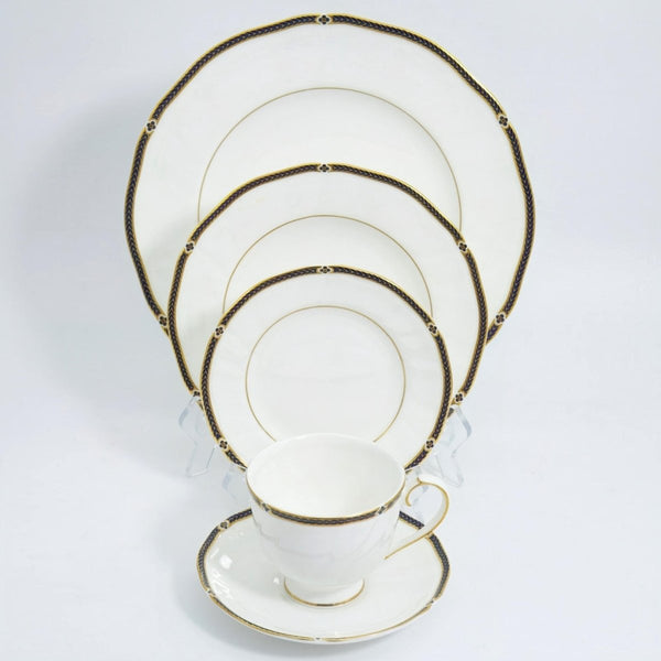 Wedgwood Wedgwood Royal Lapis Fine China Set For 8 | Bone China - China Set ClassyTea