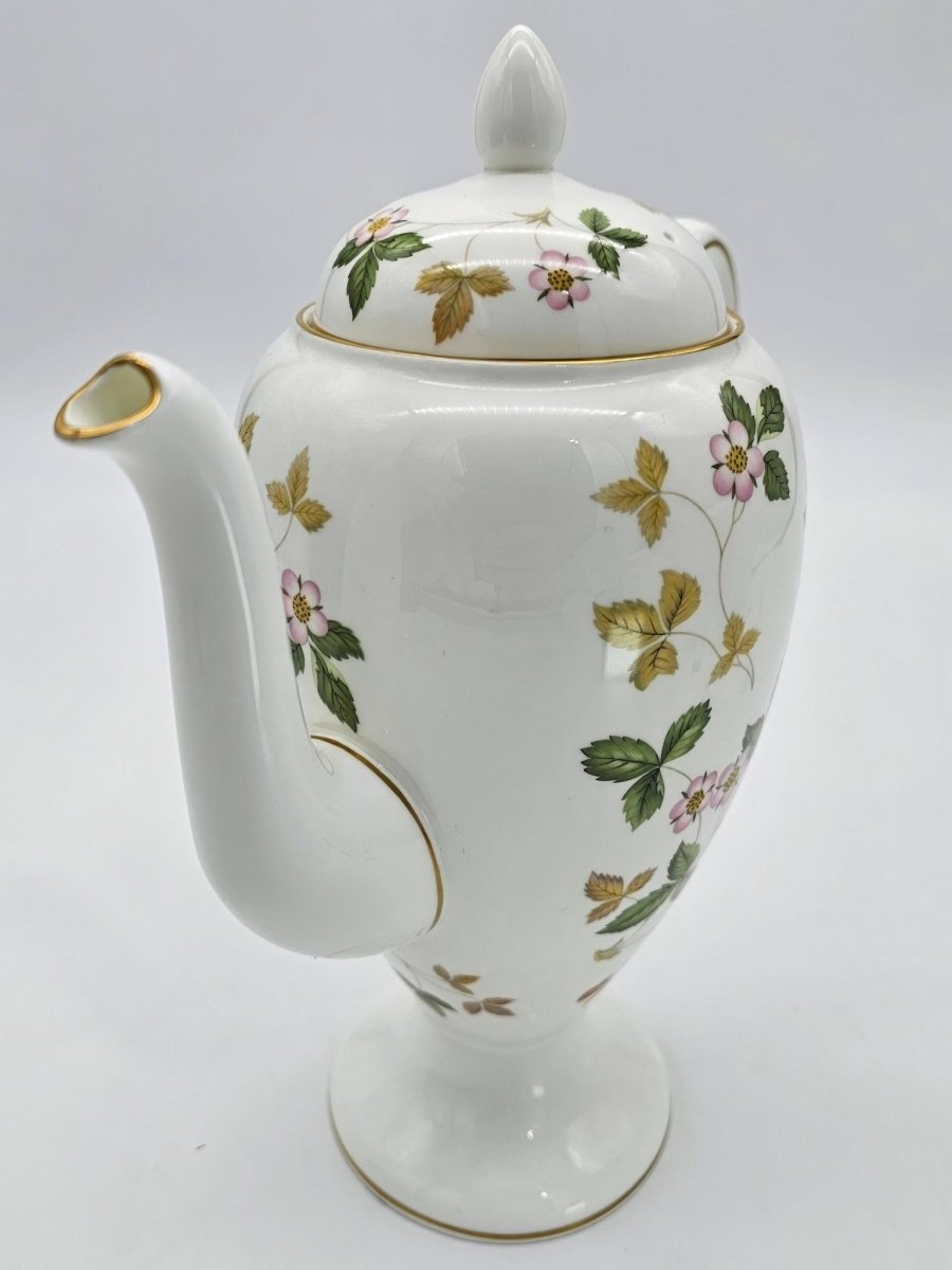 Wedgwood Wedgwood Wild Strawberry Coffee Pot with Lid, 5 Cups Fine Bone China, Fine Bone China, Discontinued Red Strawberry, Pink Blossoms, Gold Band - Coffee Pot ClassyTea