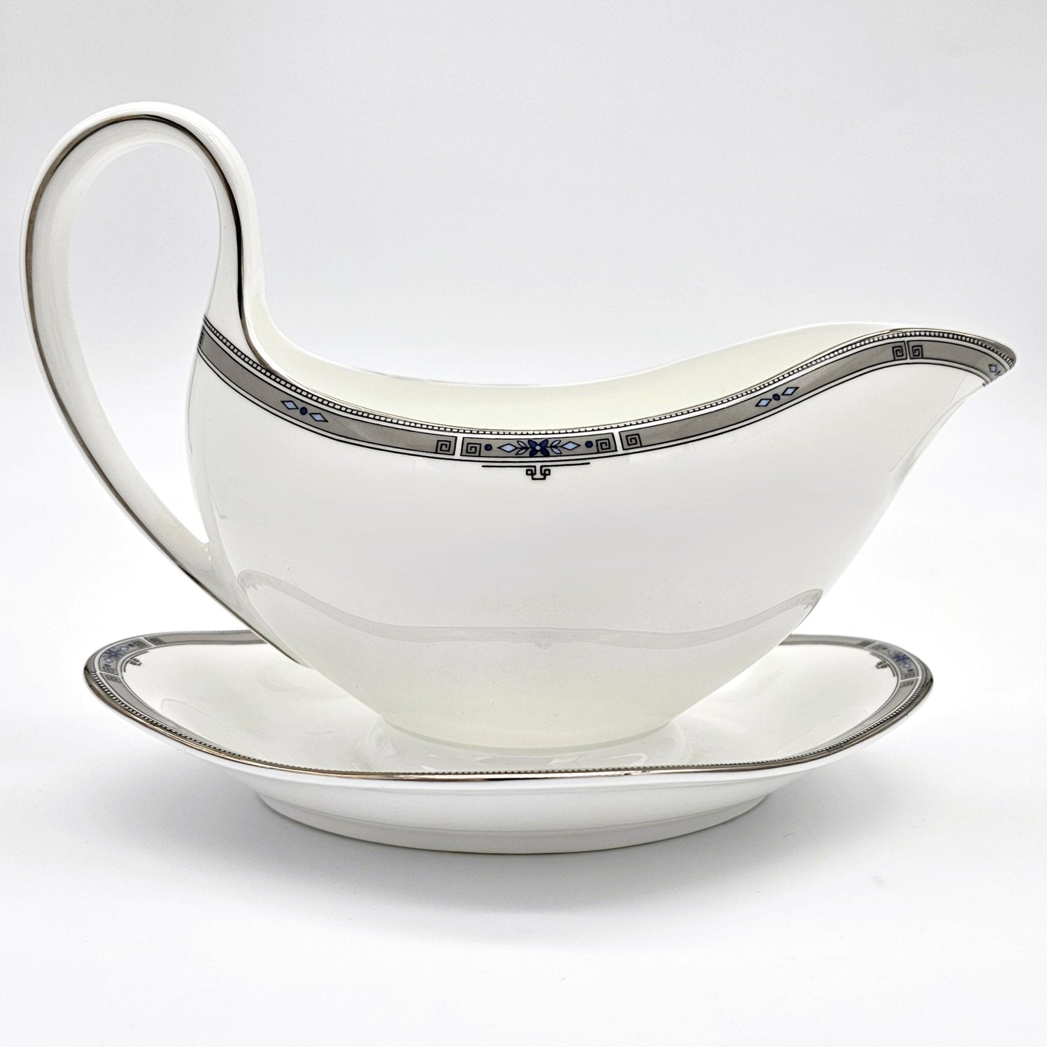 Wedgwood Wedgwood Amherst Gravy Boat (1984 - 2012) | Bone China - Gravy Boat ClassyTea