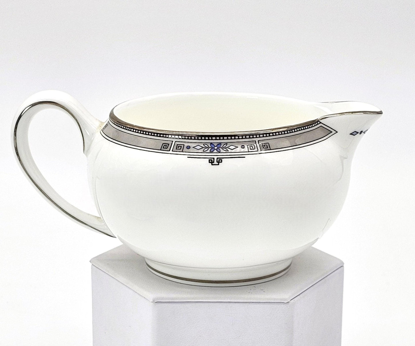 Wedgwood Wedgwood Amherst Porcelain Sugar Bowl & Creamer Set (1984 - 2012) | Bone China - Porcelain Sugar Bowl & Creamer Set ClassyTea