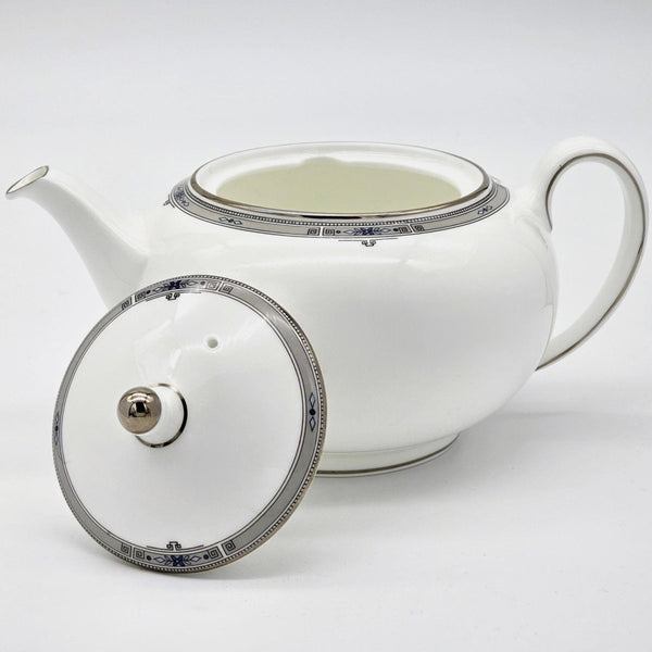 Wedgwood Wedgwood Amherst Porcelain Teapot (1984 - 2012) | Bone China - Porcelain Teapot ClassyTea