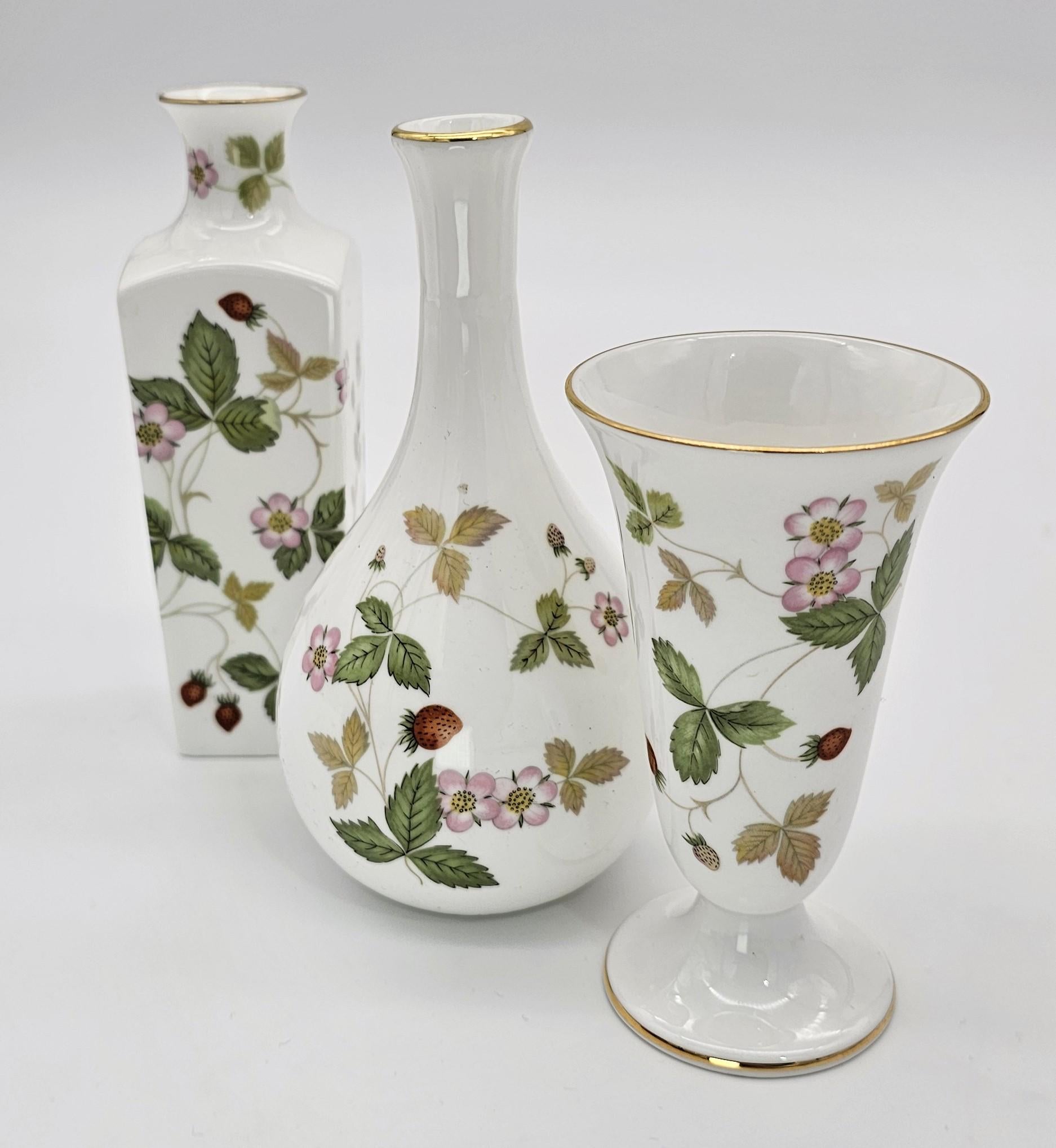 Wedgwood Wedgwood Wild Strawberry Vases Set – 4" Vase, 5" Round Bud Vase, 5" Square Bud Vase, Vintage Floral Fine China - Porcelain Vase ClassyTea
