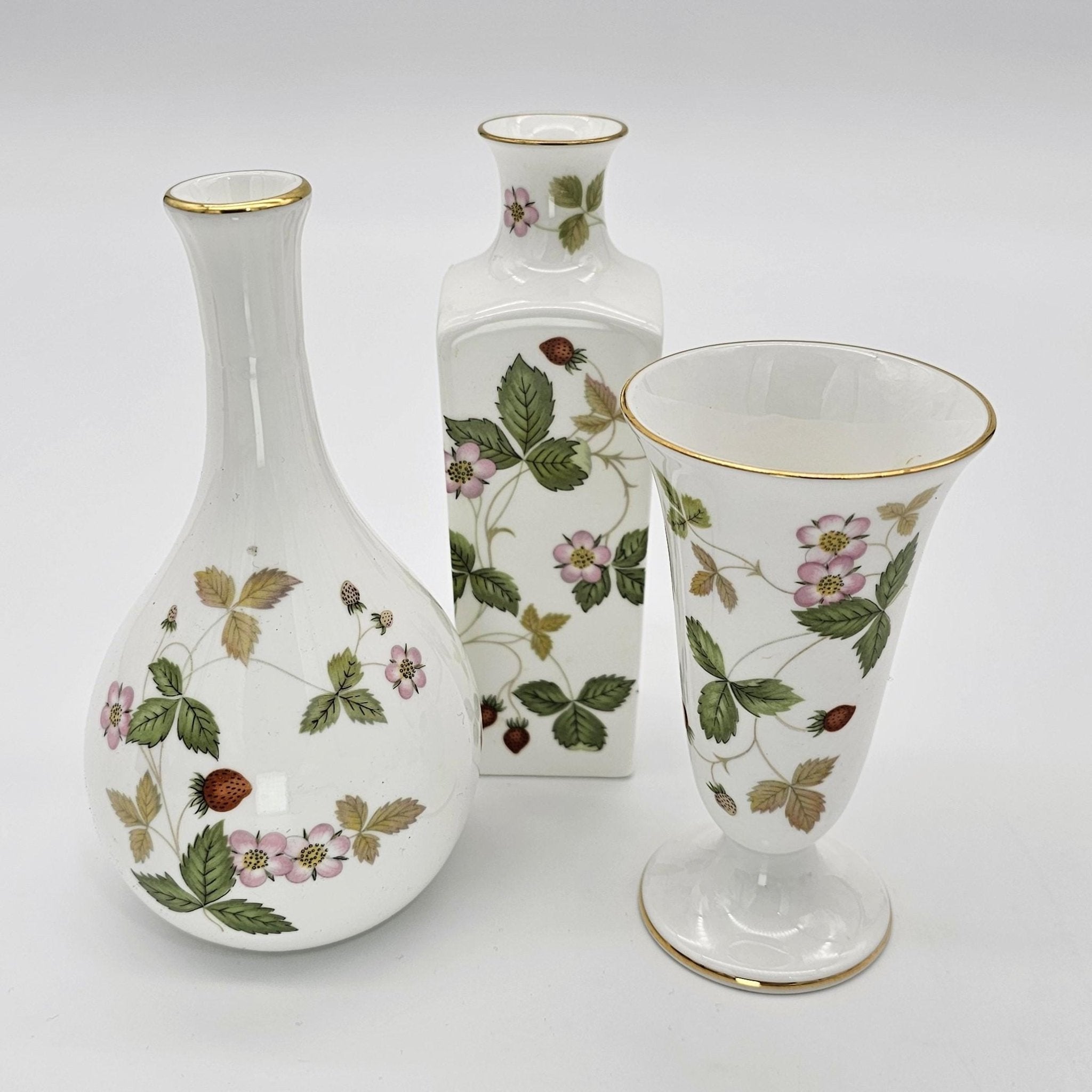 Wedgwood Wedgwood Wild Strawberry Vases Set – 4" Vase, 5" Round Bud Vase, 5" Square Bud Vase, Vintage Floral Fine China - Porcelain Vase ClassyTea