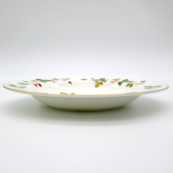 Wedgwood Wedgwood Wild Strawberry Set of 4 Large Rim Soup Bowls 22kt Gold Rimmed and Bone China, Red Strawberry Pink Blossoms Green Vines Vintage - Soup Bowl ClassyTea