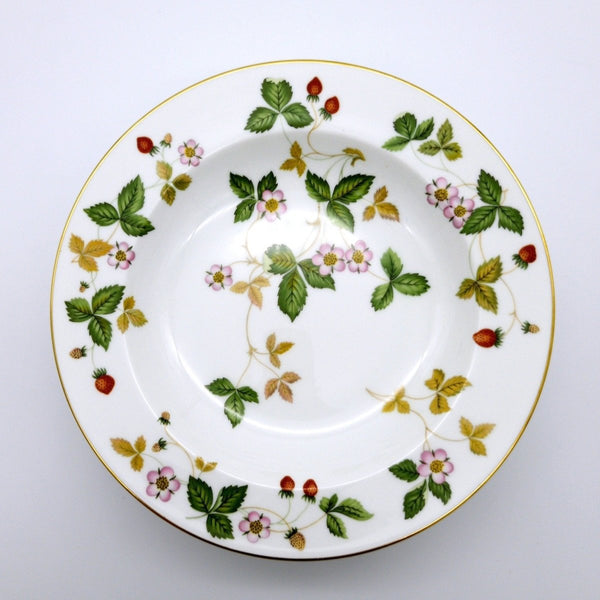 Wedgwood Wedgwood Wild Strawberry Set of 4 Large Rim Soup Bowls 22kt Gold Rimmed and Bone China, Red Strawberry Pink Blossoms Green Vines Vintage - Soup Bowl ClassyTea