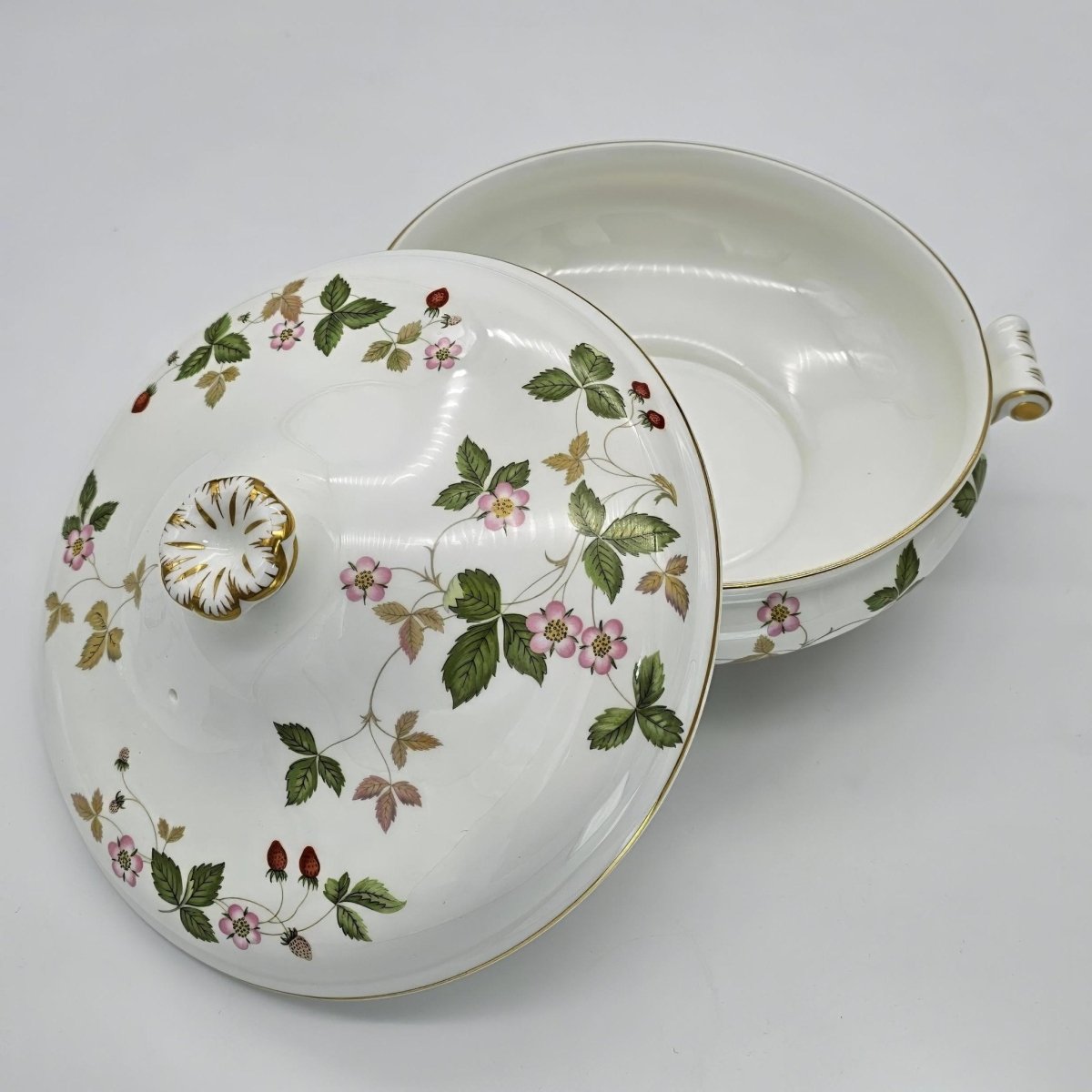 Wedgwood Wedgwood Wild Strawberry Round Covered Vegetable Bowl, 8 1/8", Fine Bone China, Discontinued Red Strawberry, Pink Blossoms, Gold Band - Vegetable Bowl ClassyTea