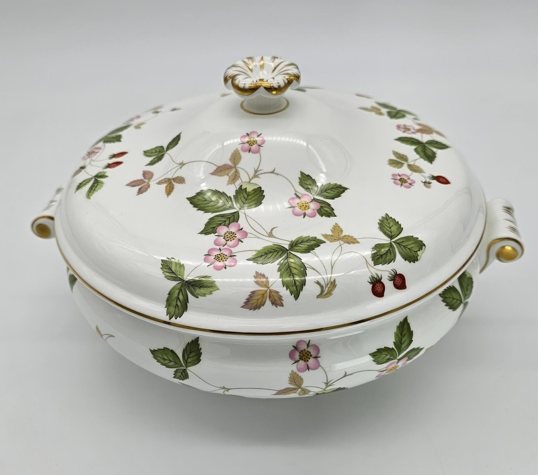 Wedgwood Wedgwood Wild Strawberry Round Covered Vegetable Bowl, 8 1/8", Fine Bone China, Discontinued Red Strawberry, Pink Blossoms, Gold Band - Vegetable Bowl ClassyTea