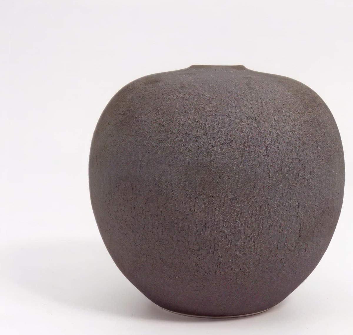 Xu Chaozong Ceramic Vase Minimalist, Signed by Artist Xu Chaozong 許朝宗 | Unique Modern Art for Contemporary Decor House Warming Gift Asian Art Japandi - Ceramic Vase ClassyTea